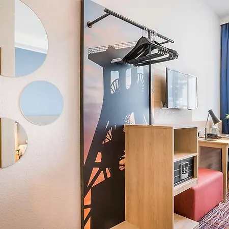 Hotel Ambassador